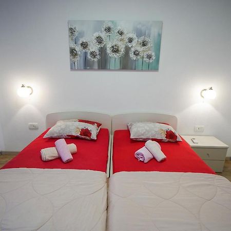 Studio Apartman M&F Apartment Split Exterior foto